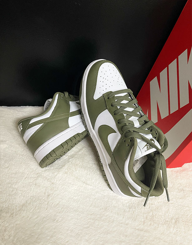 Nike Dunk Low “Medium Olive” (w) DD1503-120