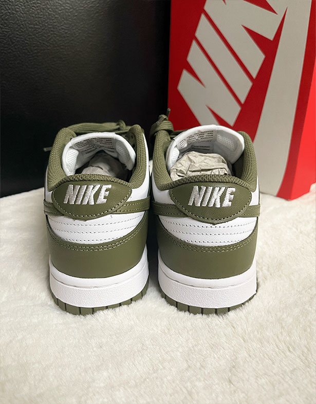 Nike Dunk Low “Medium Olive” (w) DD1503-120