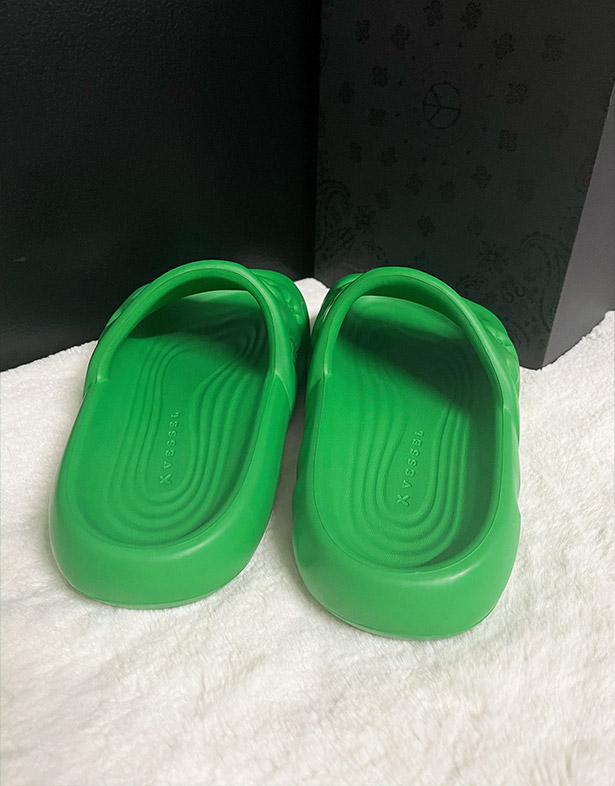 xVessel Slides “Paisley Green” S23X21G