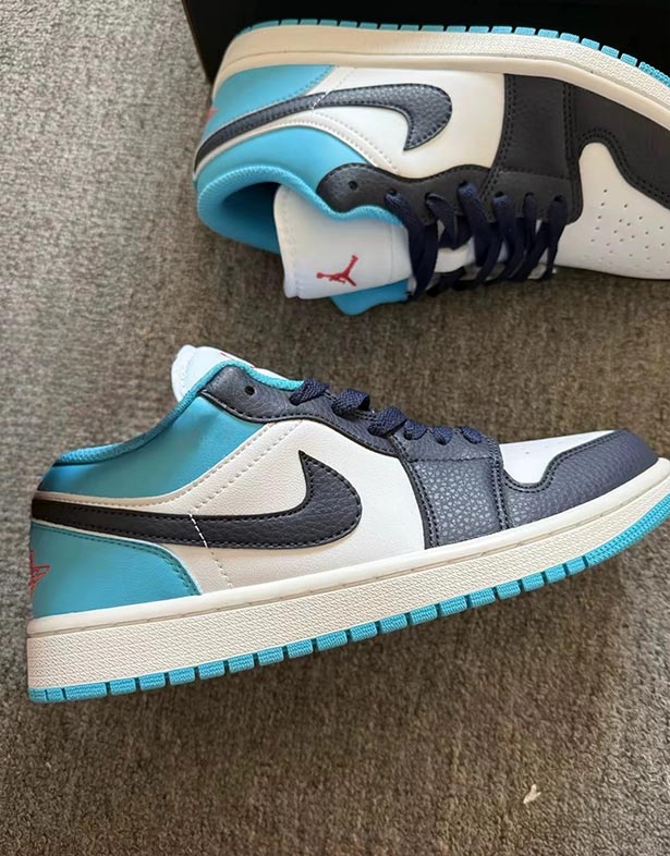 Nike Air Jordan 1 Low “Blue Chill” 553558-149