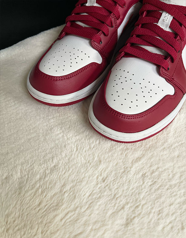 Giày Nike Air Jordan 1 Low “Cardinal Red” 553558-607