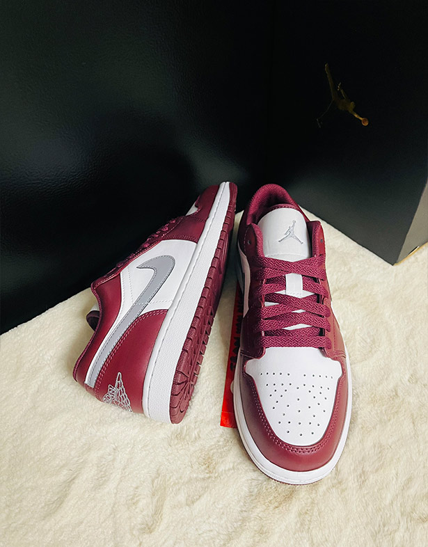 Nike Air Jordan 1 Low “Cherrywood Red” 553558-615 Tong The