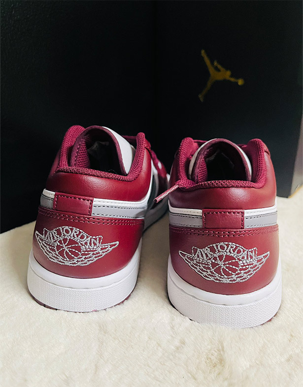 Nike Air Jordan 1 Low “Cherrywood Red” 553558-615 Wings giay