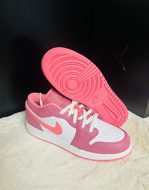 Giày Nike Air Jordan 1 Low Gs “Desert Berry” 553560-616