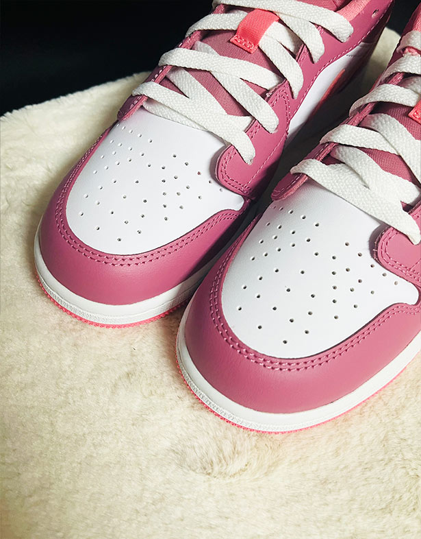 Giày Nike Air Jordan 1 Low Gs “Desert Berry” 553560-616