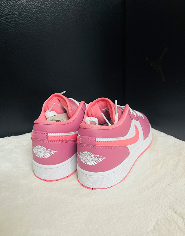 Giày Nike Air Jordan 1 Low Gs “Desert Berry” 553560-616