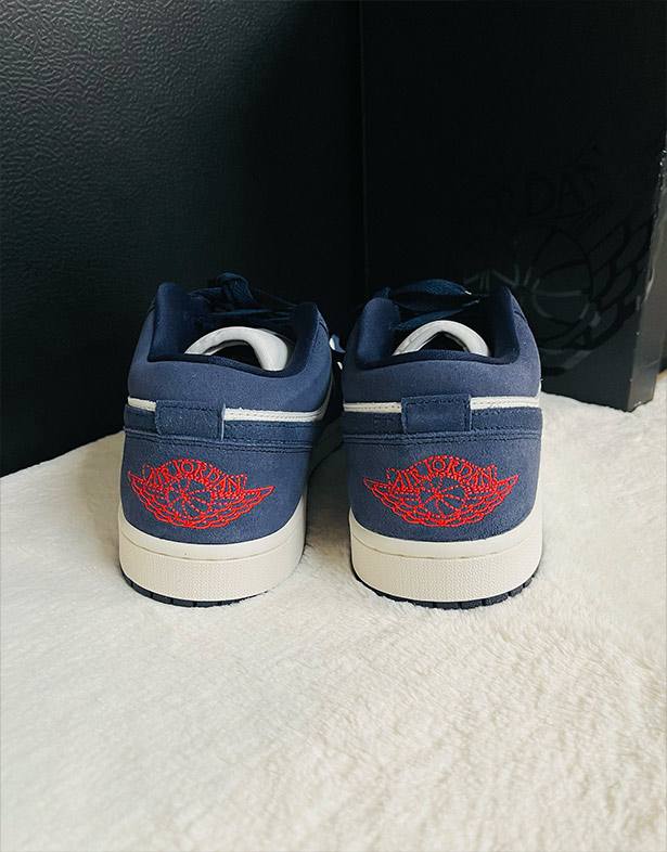Giày Nike Air Jordan 1 Low SE “Obsidian” IO7448-400