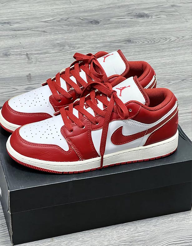 Giày Nike Air Jordan 1 Low SE Gs “Dune Red” FJ3465-160