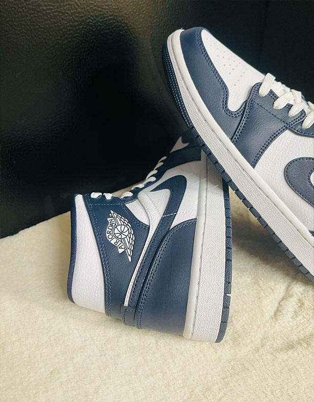 Giày Nike Air Jordan 1 Mid “Obsidian” 554724-174
