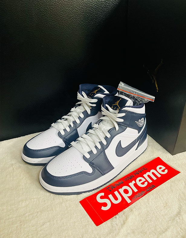 Giày Nike Air Jordan 1 Mid “Obsidian” 554724-174