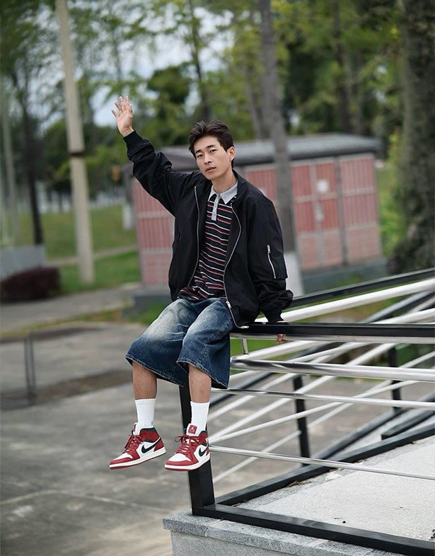 Giày Nike Air Jordan 1 Mid “Redstone” DQ8426-105