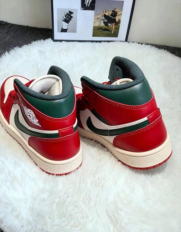 Giày Nike Air Jordan 1 Mid “Redstone” DQ8426-105