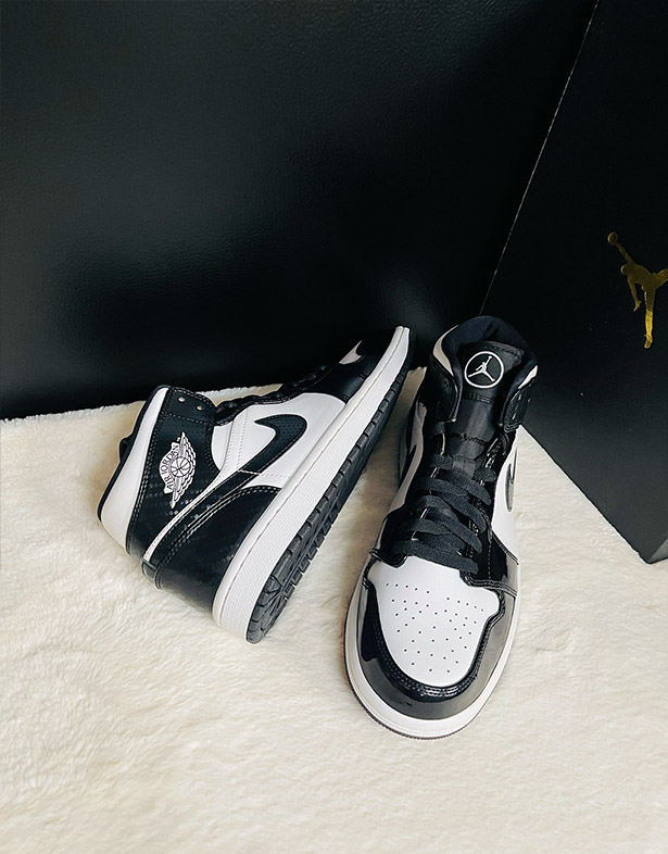 Giày Nike Air Jordan 1 Mid SE “Carbon Fiber” DD1649-001
