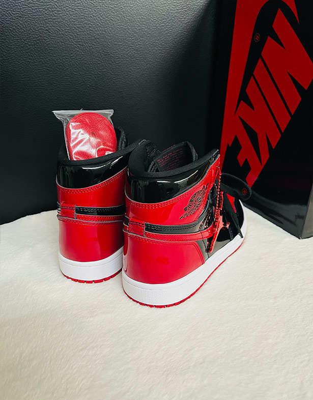 Giày Nike Air Jordan 1 Retro High OG “Patent Bred” 555088-063