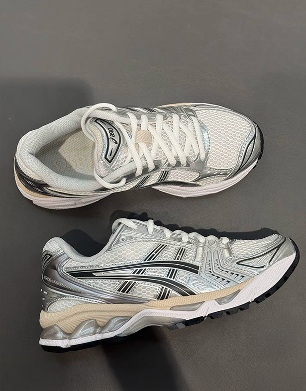 Asics Gel-Kayano 14 “White Graphite Grey” 1203A537-110