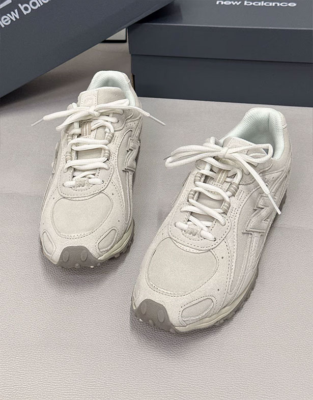 Giày New Balance 204L “Timberwolf Linen” U204LMMC