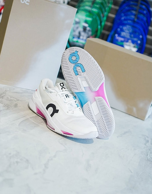 On The Roger Pro Fire “White Pink” 3MF30102626
