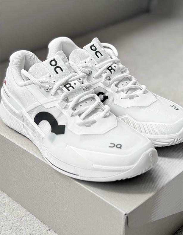 On The Roger Pro 2 “All White” (w) 3WE10330108