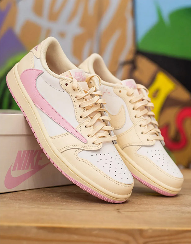 Giày Travis Scott x Air Jordan 1 Low OG “Shy Pink” IQ7604-100