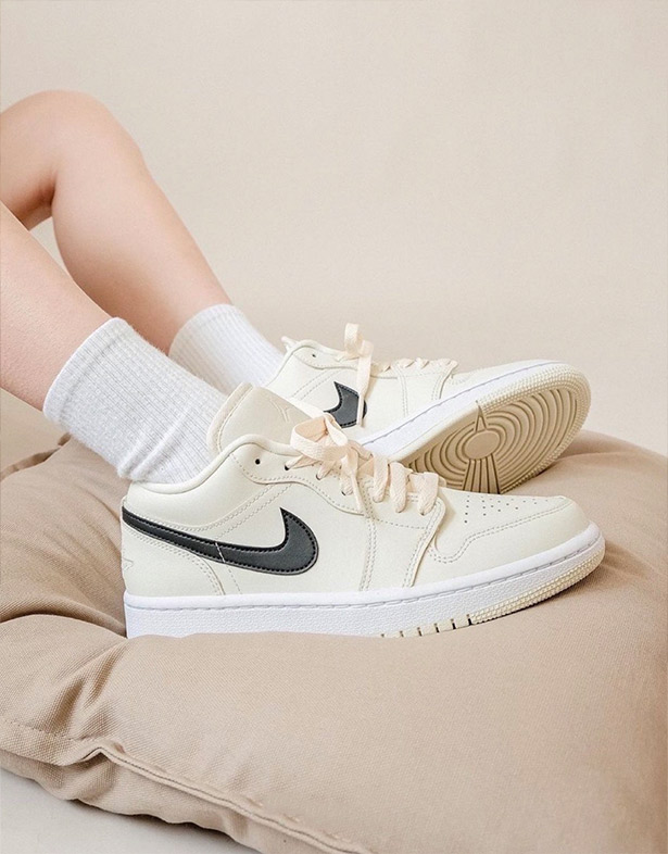 Giày Nike Air Jordan 1 Low “Coconut Milk” (w) DC0774-121