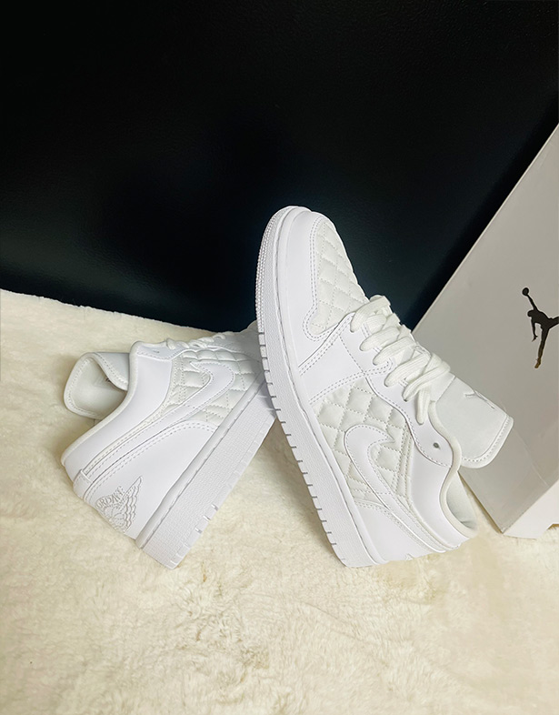 Giày Nike Air Jordan 1 Low Quilted “Triple White” (w) DB6480-100