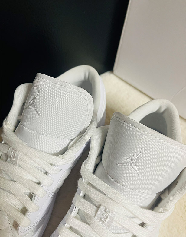 Giày Nike Air Jordan 1 Low Quilted “Triple White” (w) DB6480-100
