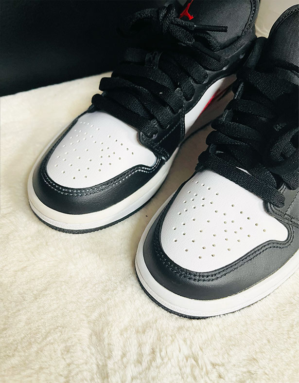 Giày Nike Air Jordan 1 Low “Siren Red” (w) DC0774-004