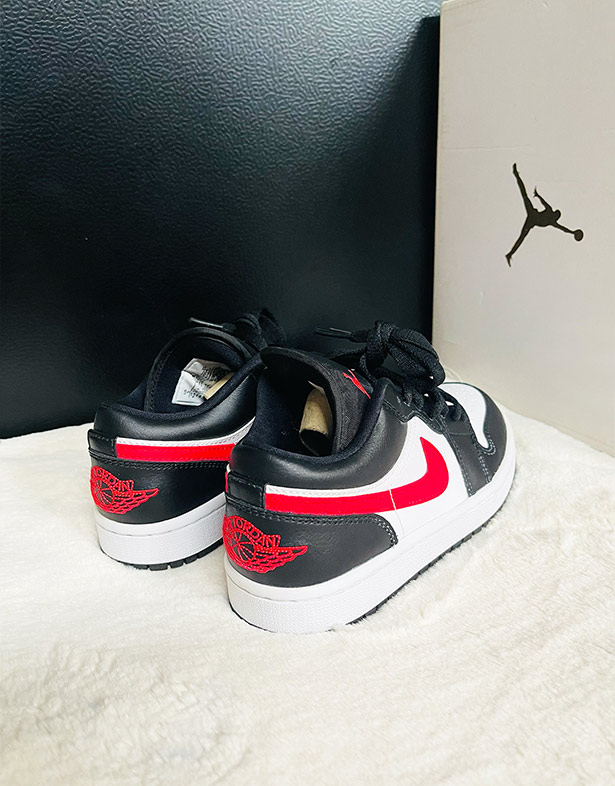 Giày Nike Air Jordan 1 Low “Siren Red” (w) DC0774-004