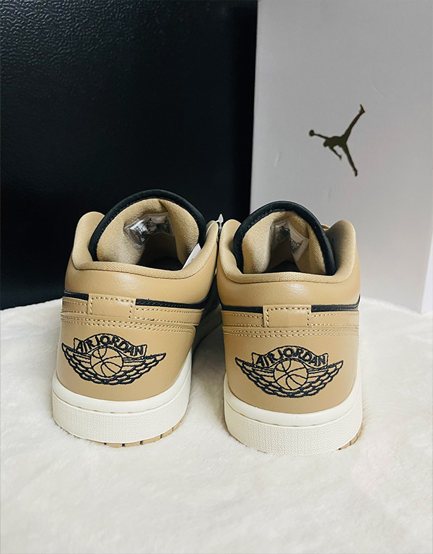 Giày Nike Air Jordan 1 Low “Desert Black” (w) DC0774-201