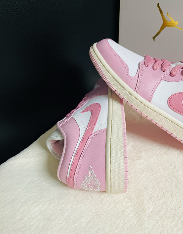 Giày Nike Air Jordan 1 Low “Iced Carmine” (w) DC0774-607