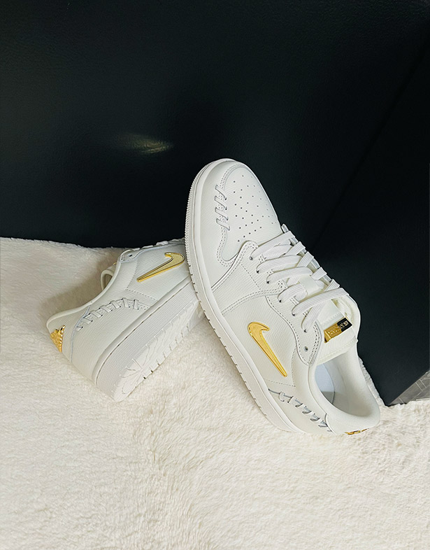Giày Nike Air Jordan 1 Low Method of Make “Sail Metallic Gold” (w) FN5032-100