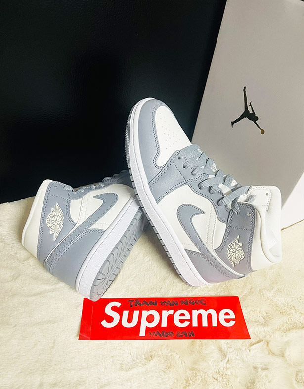 Giày Nike Air Jordan 1 Mid “Grey Sail” (w) BQ6472-115