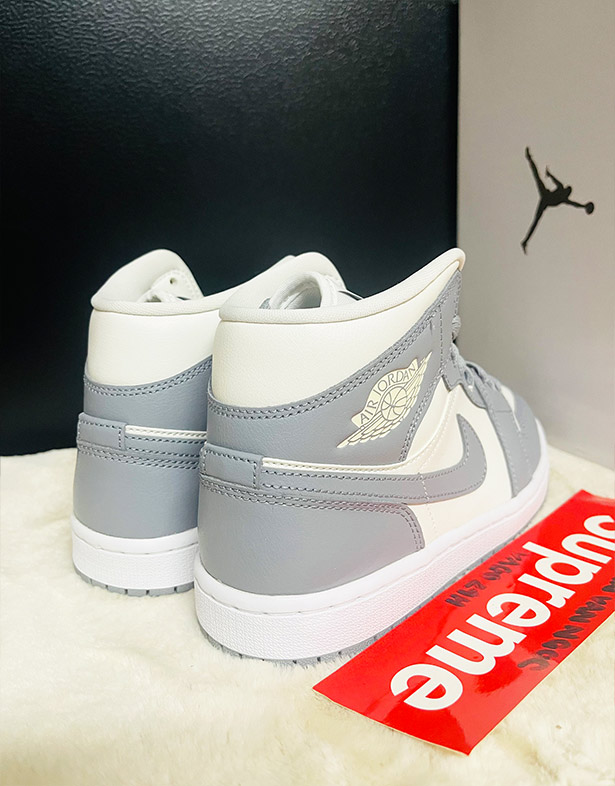 Giày Nike Air Jordan 1 Mid “Grey Sail” (w) BQ6472-115