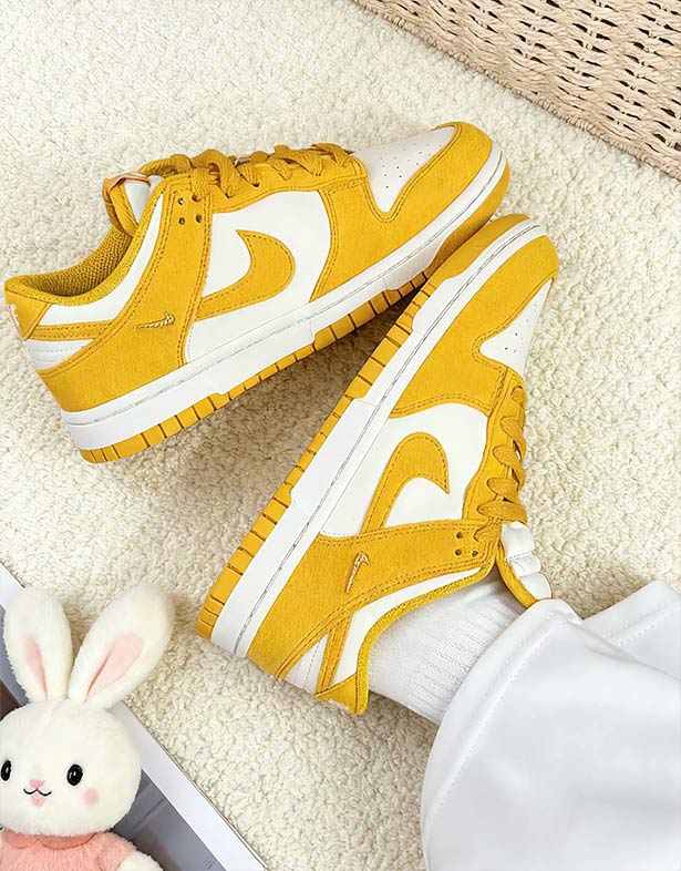 Nike Dunk Low Mini Swoosh “Dark Sulfur” (w) IB4417-101