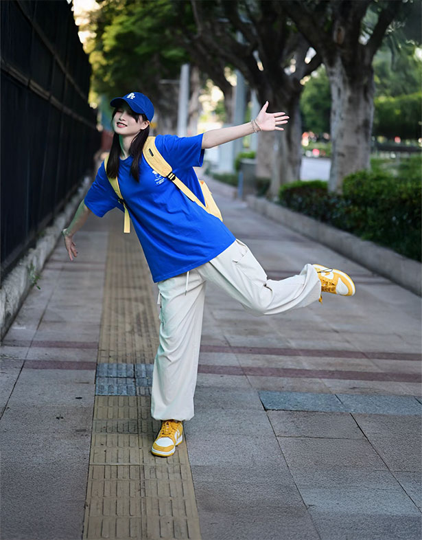 Nike Dunk Low Mini Swoosh “Dark Sulfur” (w) IB4417-101