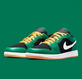 Nike Air Jordan 1 Low SE “Christmas” DQ8422-300