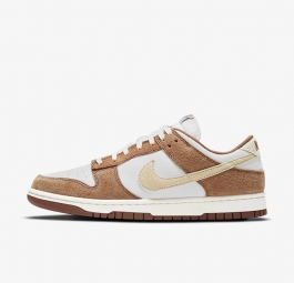 Nike Dunk Low Premium “Medium Curry” DD1390-100