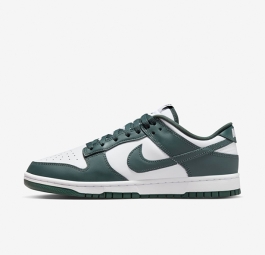 Nike Dunk Low “Vintage Green” DV0833-111