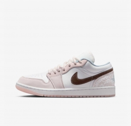 Nike Air Jordan 1 Low “Light Soft Pink” (w) IB8859-101