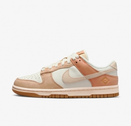 Nike Dunk Low SE “Guava Ice” (w) FN7645-133