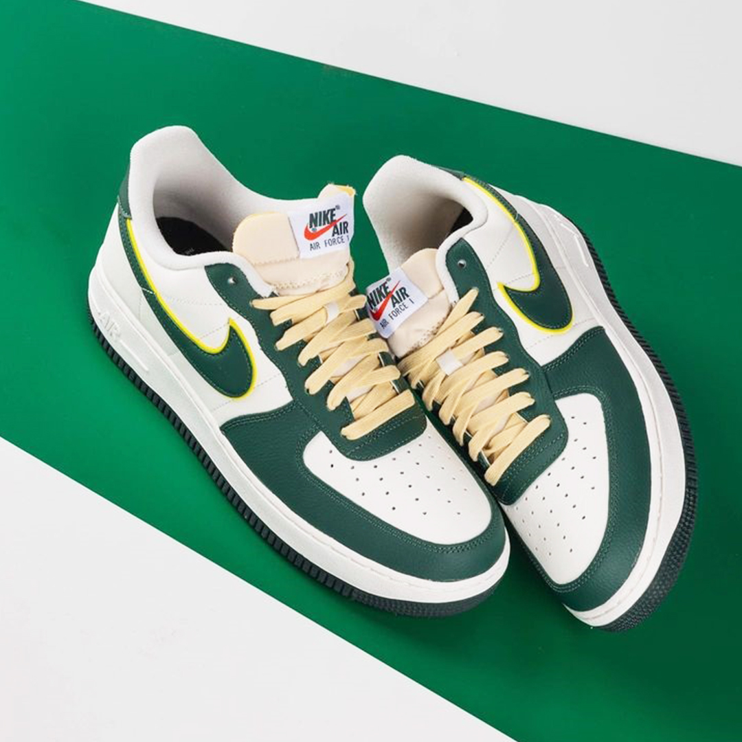 Nike Air Force 1 Low 07 LV8 Noble Green Sail