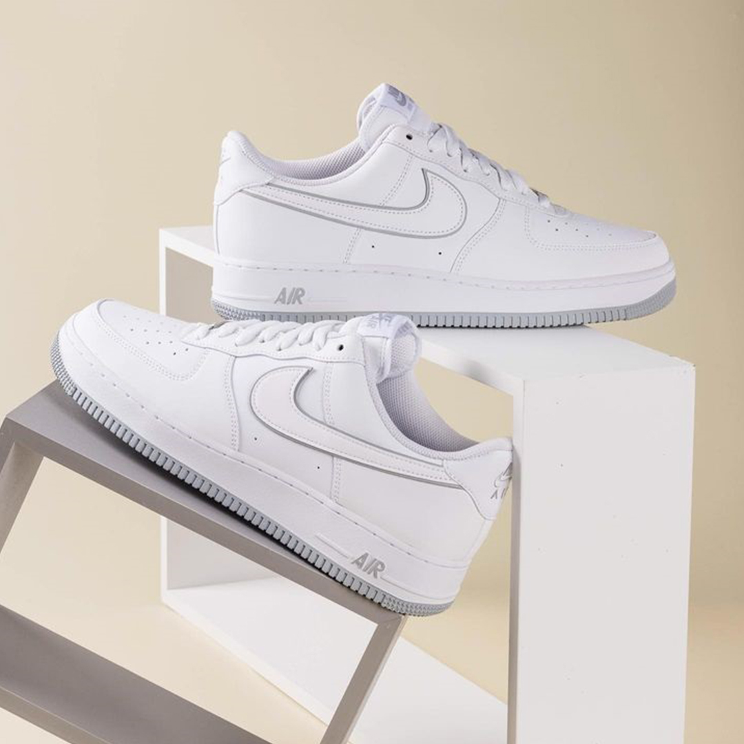 Air Force 1 Low White Grey detail