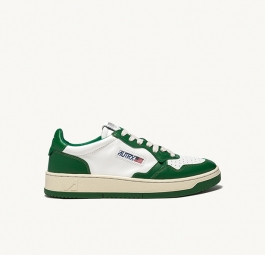 Autry Medalist Leather Low “Green White” AULW-WB03